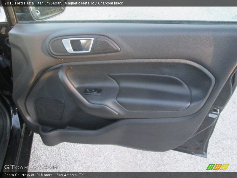 Magnetic Metallic / Charcoal Black 2015 Ford Fiesta Titanium Sedan