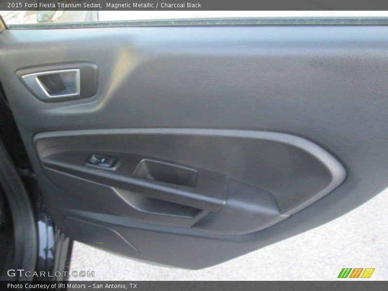 Magnetic Metallic / Charcoal Black 2015 Ford Fiesta Titanium Sedan