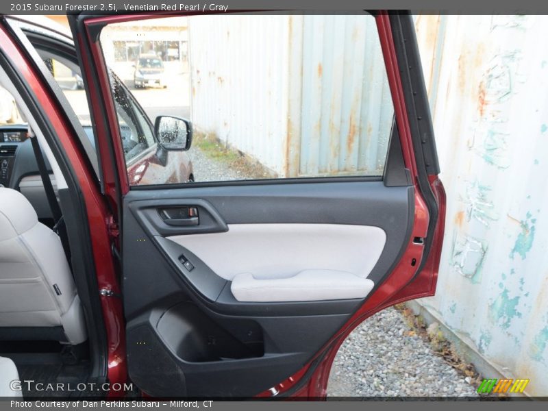 Venetian Red Pearl / Gray 2015 Subaru Forester 2.5i