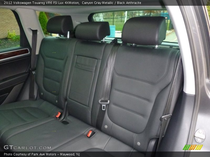 Canyon Gray Metallic / Black Anthracite 2012 Volkswagen Touareg VR6 FSI Lux 4XMotion