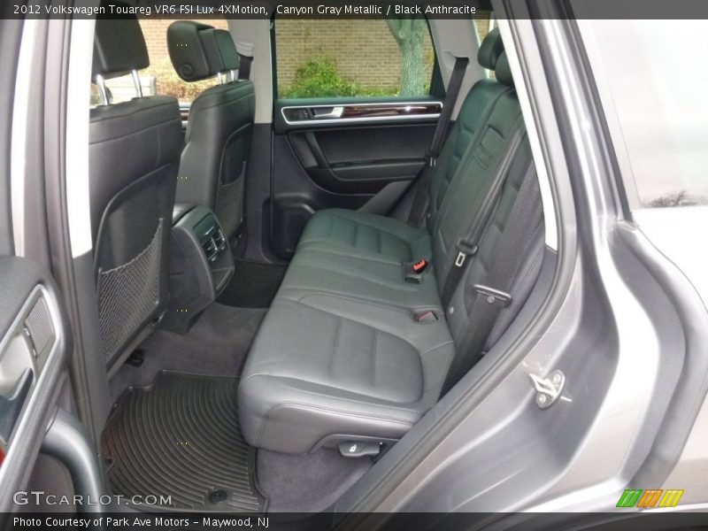 Canyon Gray Metallic / Black Anthracite 2012 Volkswagen Touareg VR6 FSI Lux 4XMotion