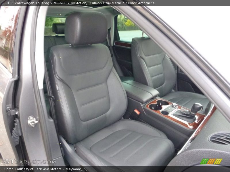Canyon Gray Metallic / Black Anthracite 2012 Volkswagen Touareg VR6 FSI Lux 4XMotion
