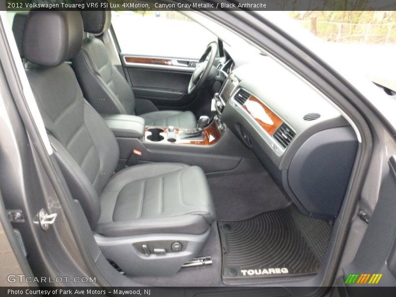 Canyon Gray Metallic / Black Anthracite 2012 Volkswagen Touareg VR6 FSI Lux 4XMotion
