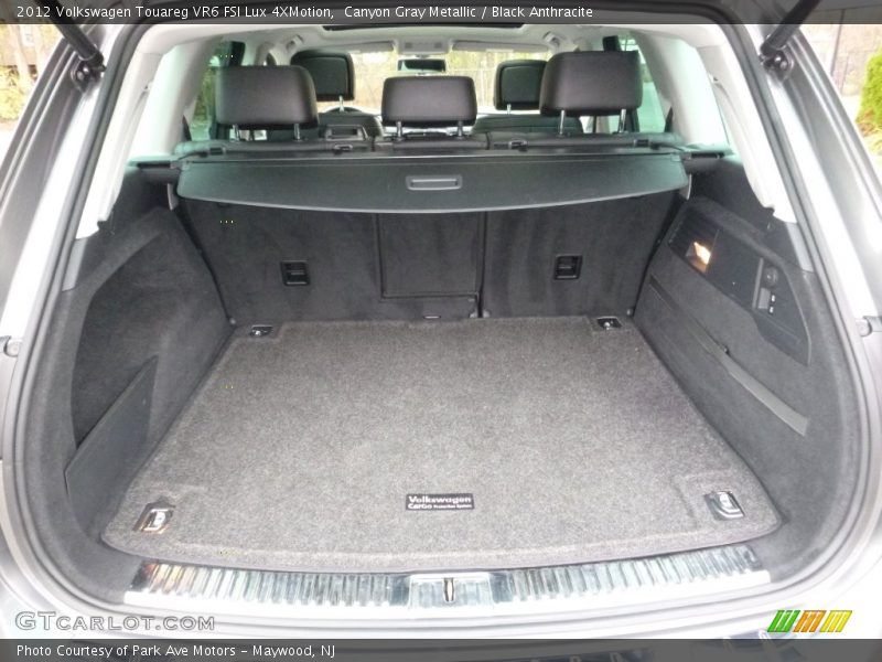 Canyon Gray Metallic / Black Anthracite 2012 Volkswagen Touareg VR6 FSI Lux 4XMotion