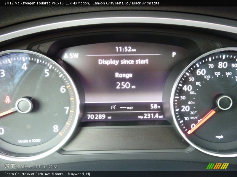 Canyon Gray Metallic / Black Anthracite 2012 Volkswagen Touareg VR6 FSI Lux 4XMotion