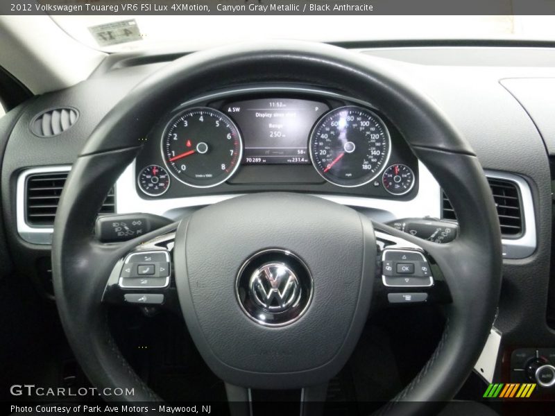 Canyon Gray Metallic / Black Anthracite 2012 Volkswagen Touareg VR6 FSI Lux 4XMotion