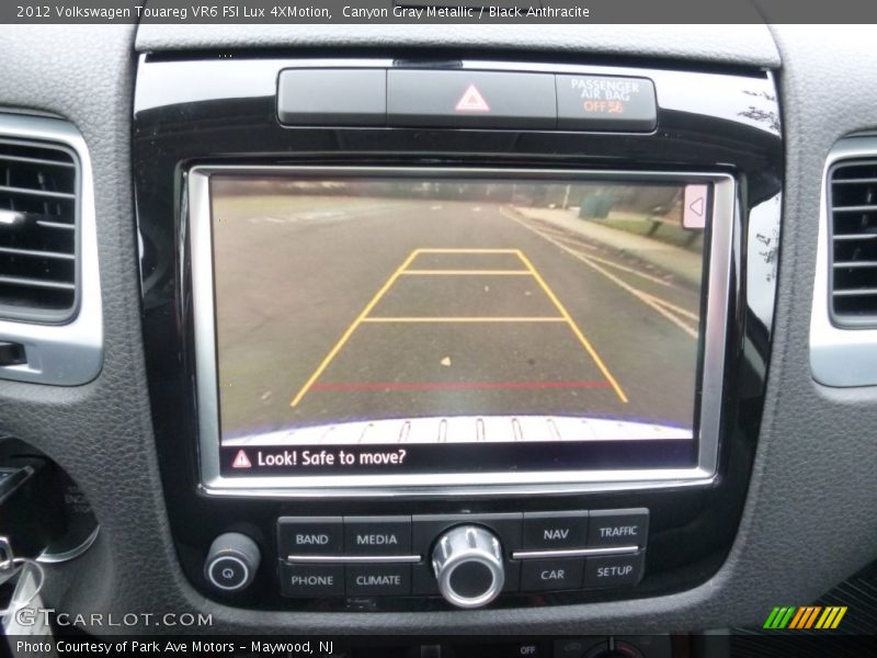 Canyon Gray Metallic / Black Anthracite 2012 Volkswagen Touareg VR6 FSI Lux 4XMotion