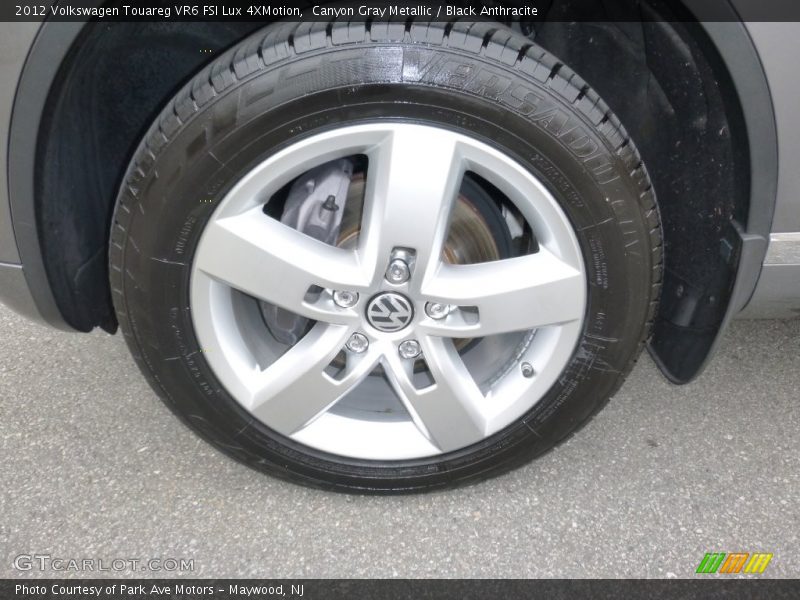 Canyon Gray Metallic / Black Anthracite 2012 Volkswagen Touareg VR6 FSI Lux 4XMotion