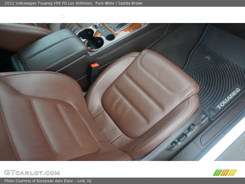 Pure White / Saddle Brown 2012 Volkswagen Touareg VR6 FSI Lux 4XMotion