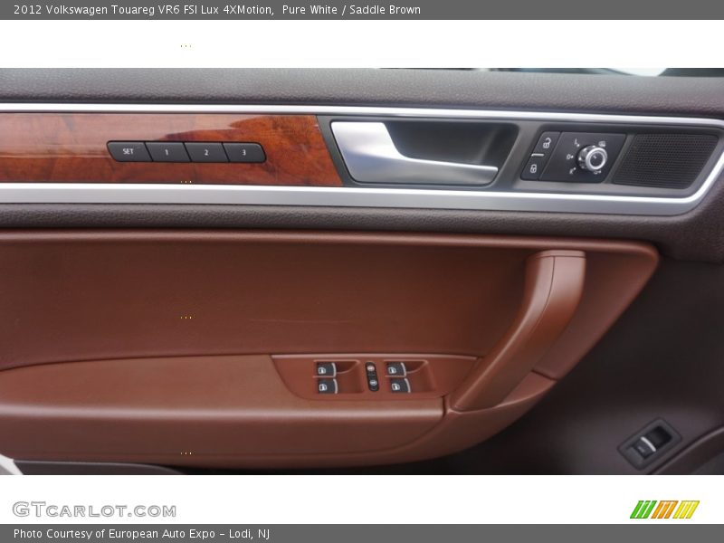 Pure White / Saddle Brown 2012 Volkswagen Touareg VR6 FSI Lux 4XMotion