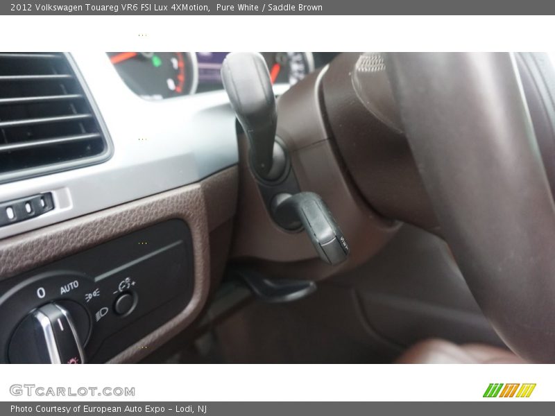 Pure White / Saddle Brown 2012 Volkswagen Touareg VR6 FSI Lux 4XMotion