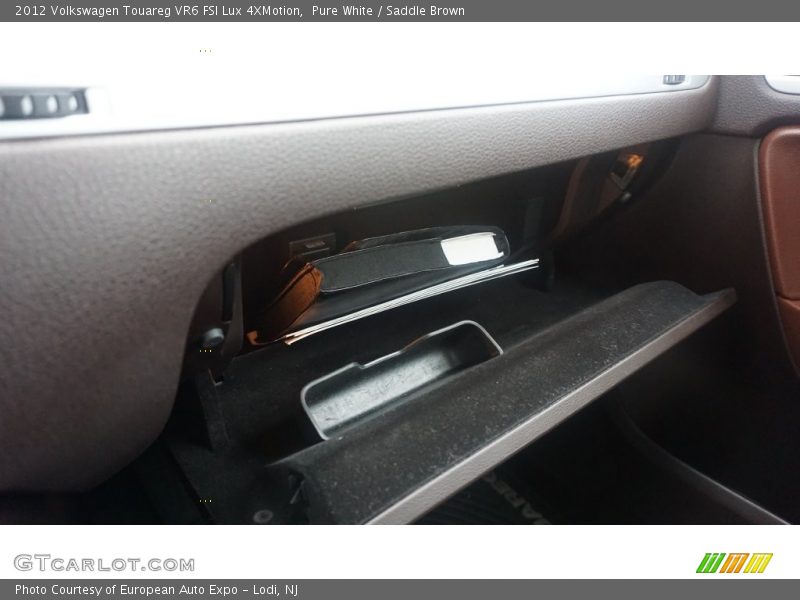 Pure White / Saddle Brown 2012 Volkswagen Touareg VR6 FSI Lux 4XMotion