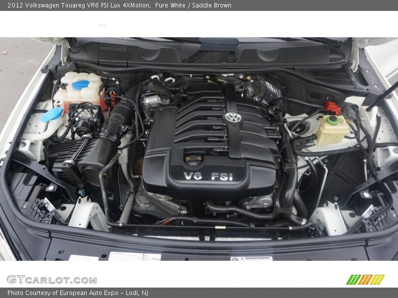 Pure White / Saddle Brown 2012 Volkswagen Touareg VR6 FSI Lux 4XMotion