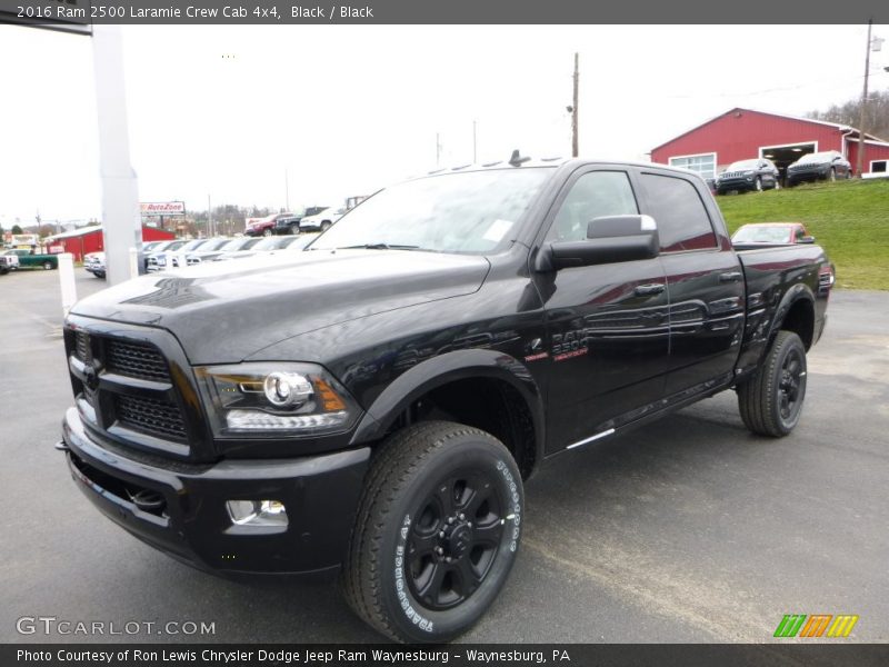 Front 3/4 View of 2016 2500 Laramie Crew Cab 4x4