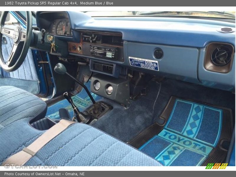  1982 Pickup SR5 Regular Cab 4x4 Blue Interior