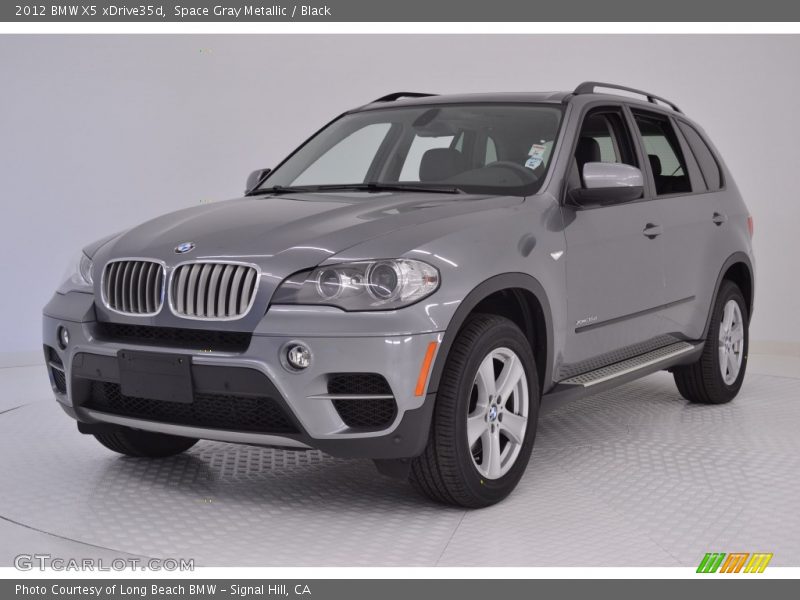 Front 3/4 View of 2012 X5 xDrive35d