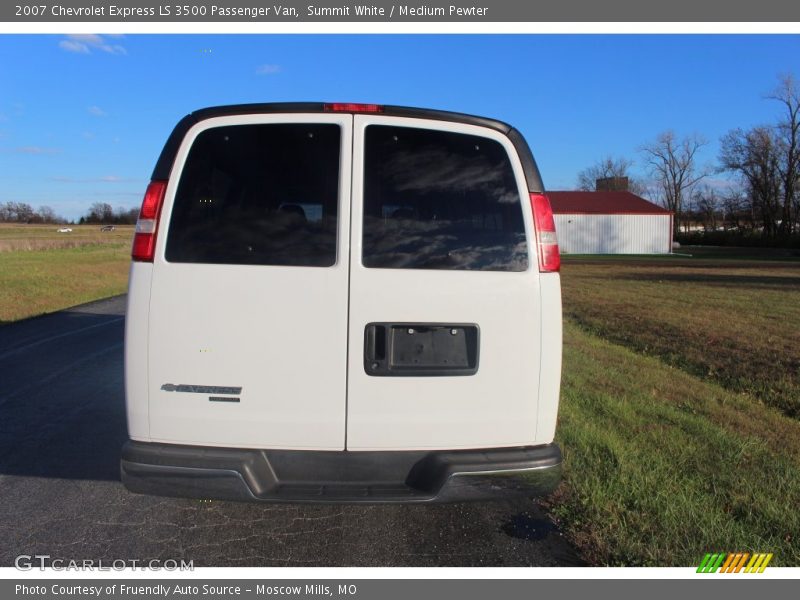 Summit White / Medium Pewter 2007 Chevrolet Express LS 3500 Passenger Van
