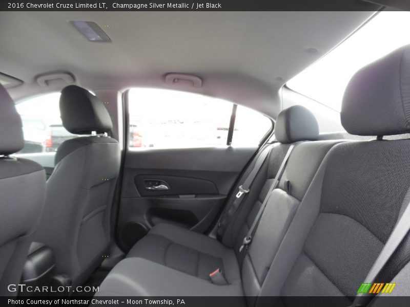 Champagne Silver Metallic / Jet Black 2016 Chevrolet Cruze Limited LT