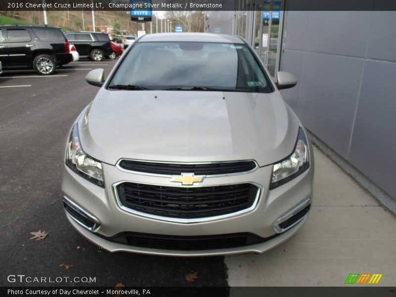 Champagne Silver Metallic / Brownstone 2016 Chevrolet Cruze Limited LT