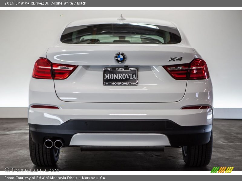 Alpine White / Black 2016 BMW X4 xDrive28i