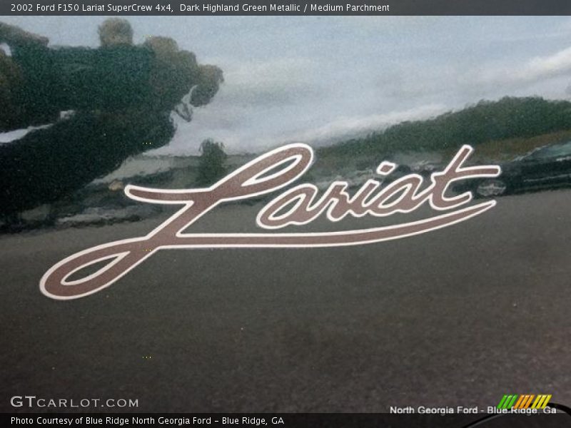Dark Highland Green Metallic / Medium Parchment 2002 Ford F150 Lariat SuperCrew 4x4
