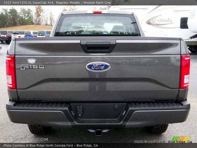 Magnetic Metallic / Medium Earth Gray 2015 Ford F150 XL SuperCab 4x4