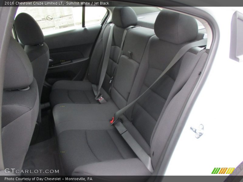 Summit White / Jet Black 2016 Chevrolet Cruze Limited LT