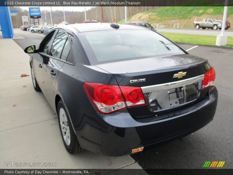 Blue Ray Metallic / Jet Black/Medium Titanium 2016 Chevrolet Cruze Limited LS