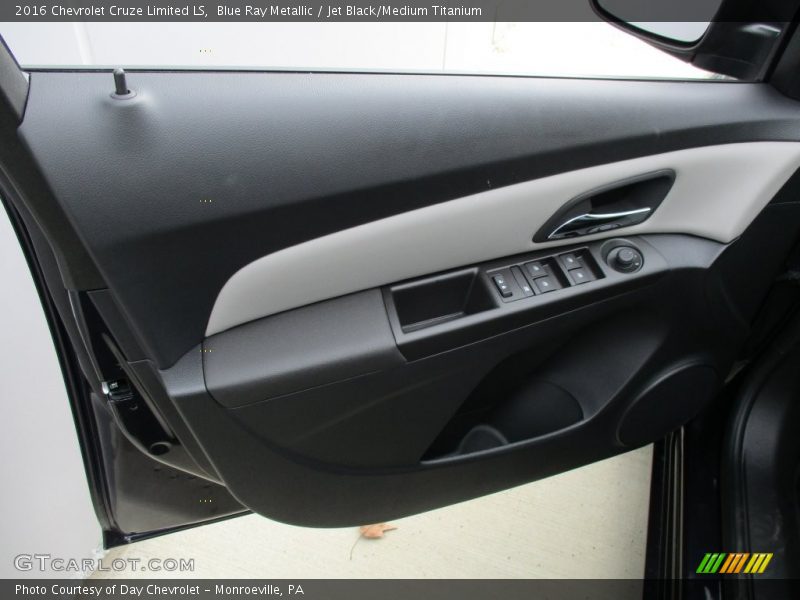 Blue Ray Metallic / Jet Black/Medium Titanium 2016 Chevrolet Cruze Limited LS