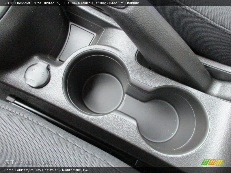 Blue Ray Metallic / Jet Black/Medium Titanium 2016 Chevrolet Cruze Limited LS