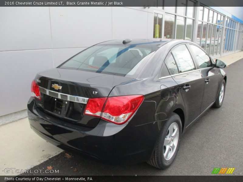 Black Granite Metallic / Jet Black 2016 Chevrolet Cruze Limited LT