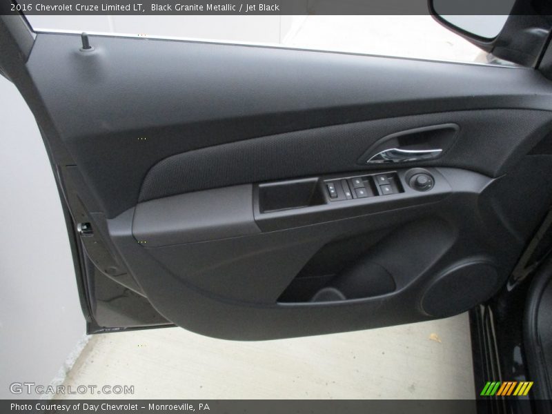 Black Granite Metallic / Jet Black 2016 Chevrolet Cruze Limited LT