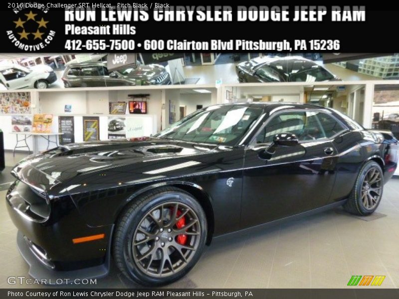 Pitch Black / Black 2016 Dodge Challenger SRT Hellcat