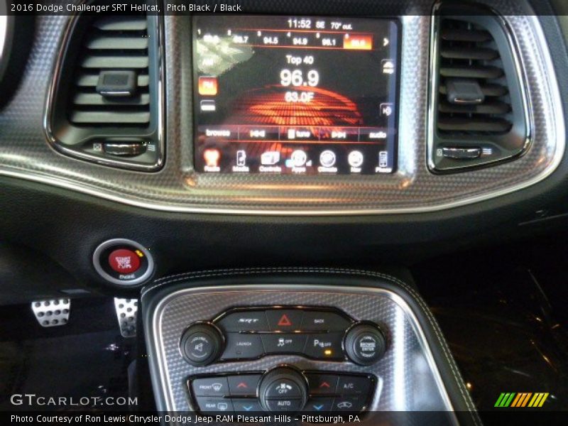 Pitch Black / Black 2016 Dodge Challenger SRT Hellcat