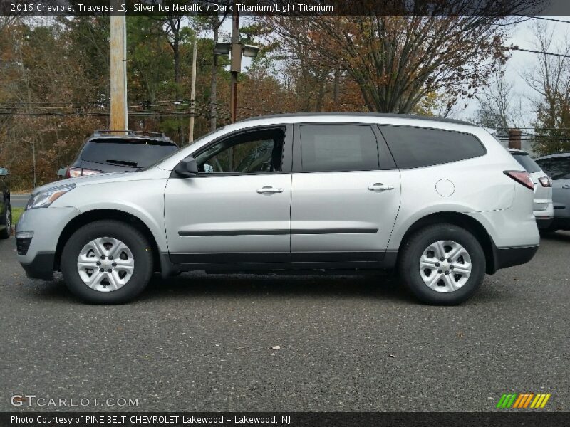 Silver Ice Metallic / Dark Titanium/Light Titanium 2016 Chevrolet Traverse LS