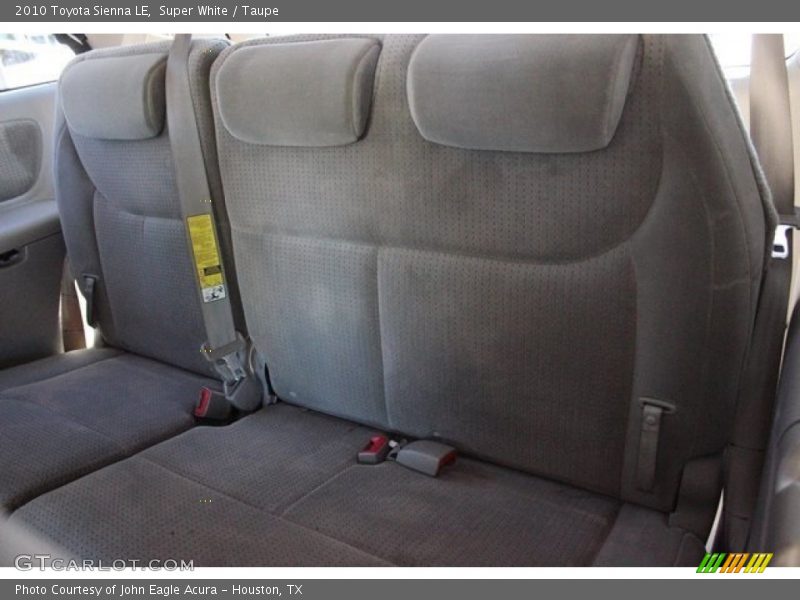 Super White / Taupe 2010 Toyota Sienna LE