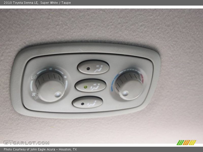 Super White / Taupe 2010 Toyota Sienna LE