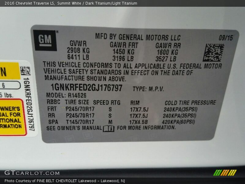 Summit White / Dark Titanium/Light Titanium 2016 Chevrolet Traverse LS