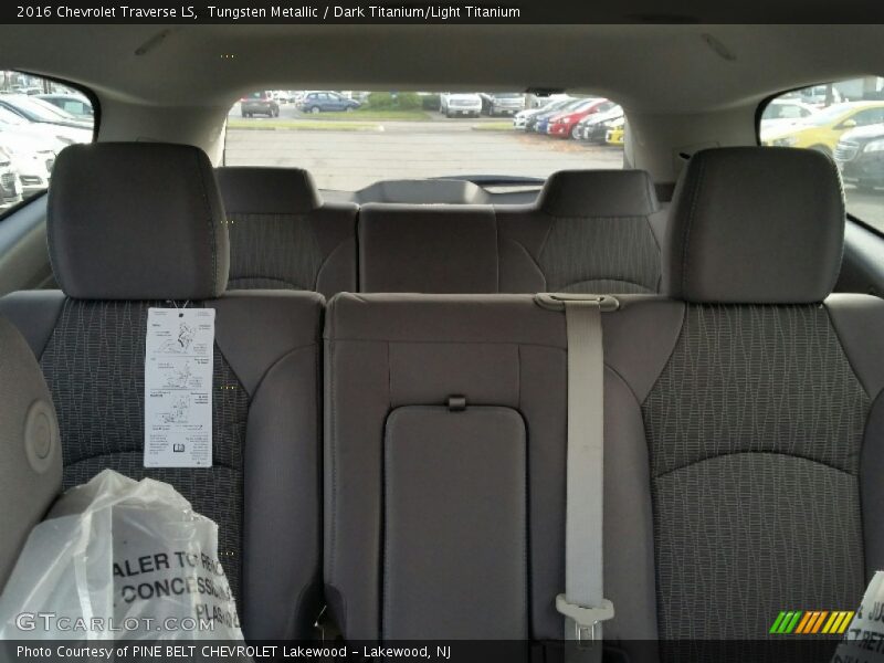 Tungsten Metallic / Dark Titanium/Light Titanium 2016 Chevrolet Traverse LS