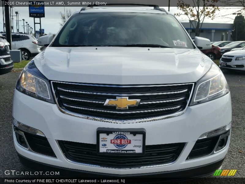 Summit White / Ebony 2016 Chevrolet Traverse LT AWD