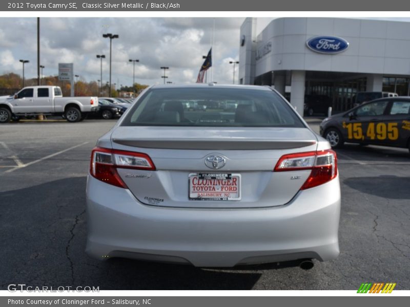 Classic Silver Metallic / Black/Ash 2012 Toyota Camry SE