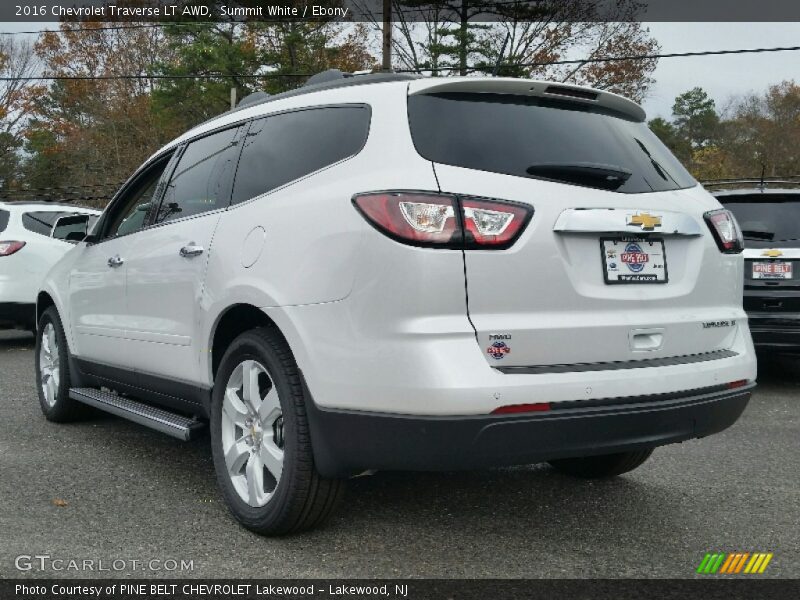 Summit White / Ebony 2016 Chevrolet Traverse LT AWD