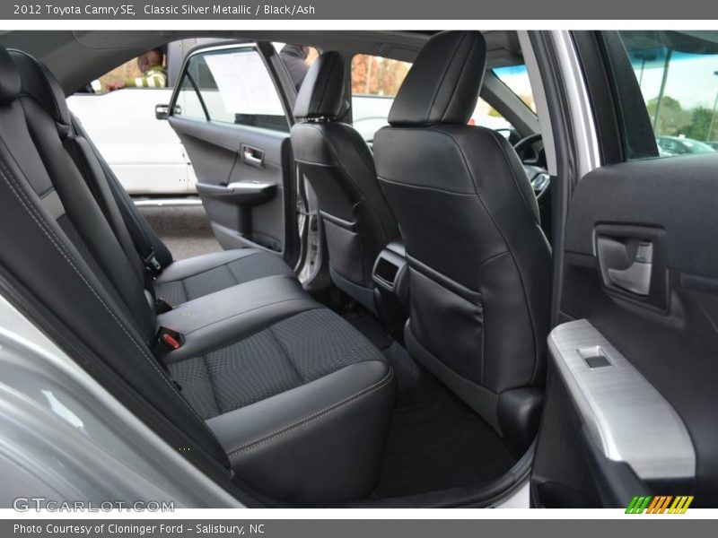 Classic Silver Metallic / Black/Ash 2012 Toyota Camry SE