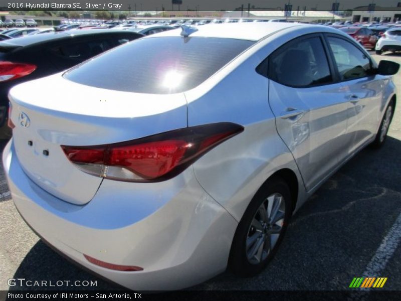 Silver / Gray 2016 Hyundai Elantra SE