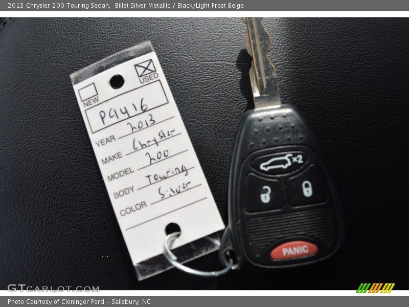 Billet Silver Metallic / Black/Light Frost Beige 2013 Chrysler 200 Touring Sedan