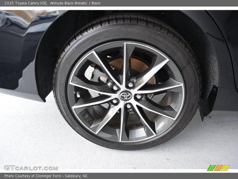 Attitude Black Metallic / Black 2015 Toyota Camry XSE
