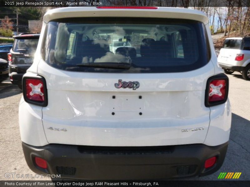 Alpine White / Black 2015 Jeep Renegade Sport 4x4