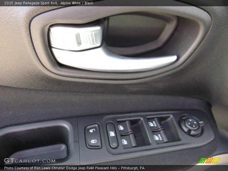 Alpine White / Black 2015 Jeep Renegade Sport 4x4