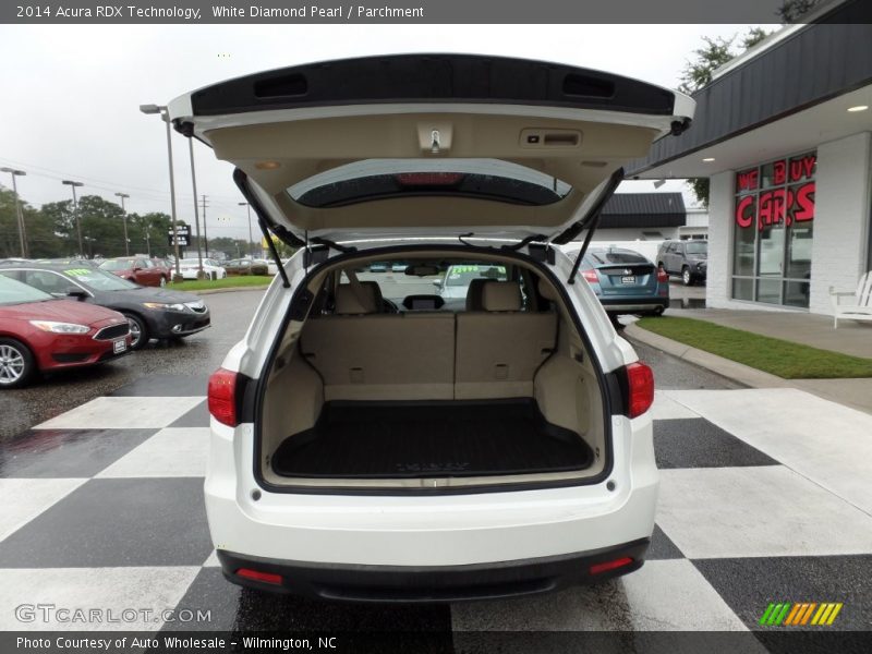 White Diamond Pearl / Parchment 2014 Acura RDX Technology