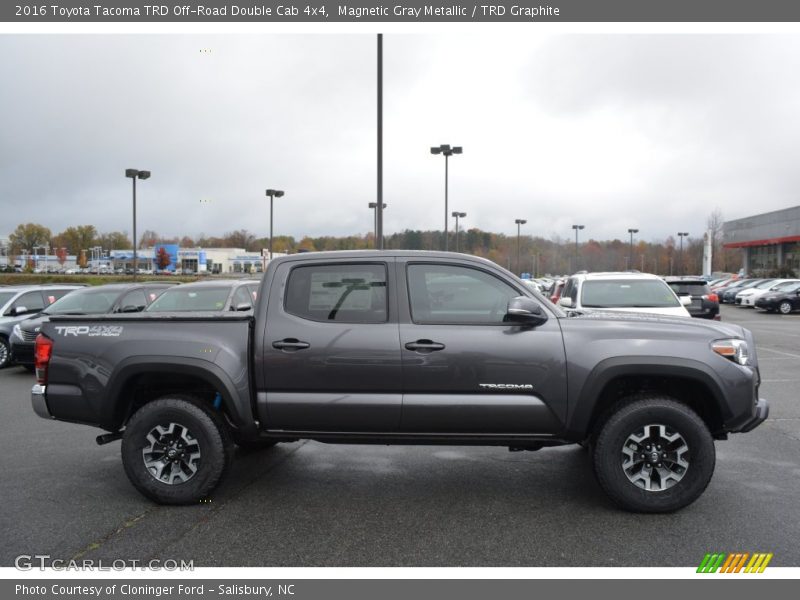 Magnetic Gray Metallic / TRD Graphite 2016 Toyota Tacoma TRD Off-Road Double Cab 4x4